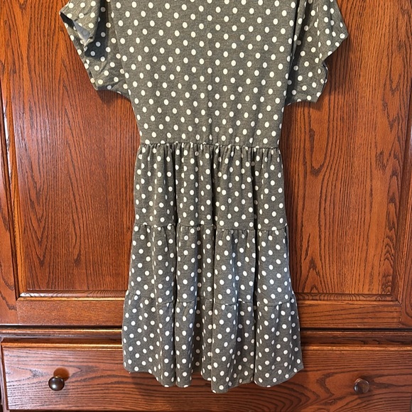 V Neck Polka Dot Dress - Picture 4 of 6